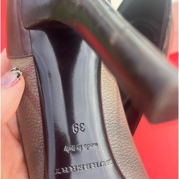 Burberry Haymarket Check Ombré Pump - Picture 6 of 10